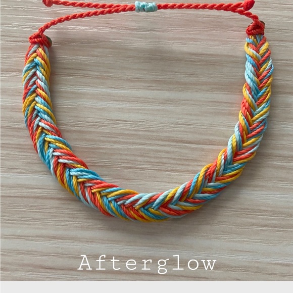 Fishtail Bracelets - Picture 6 of 8